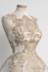 Elegant White Homecoming Dress Knee-Length With Lace