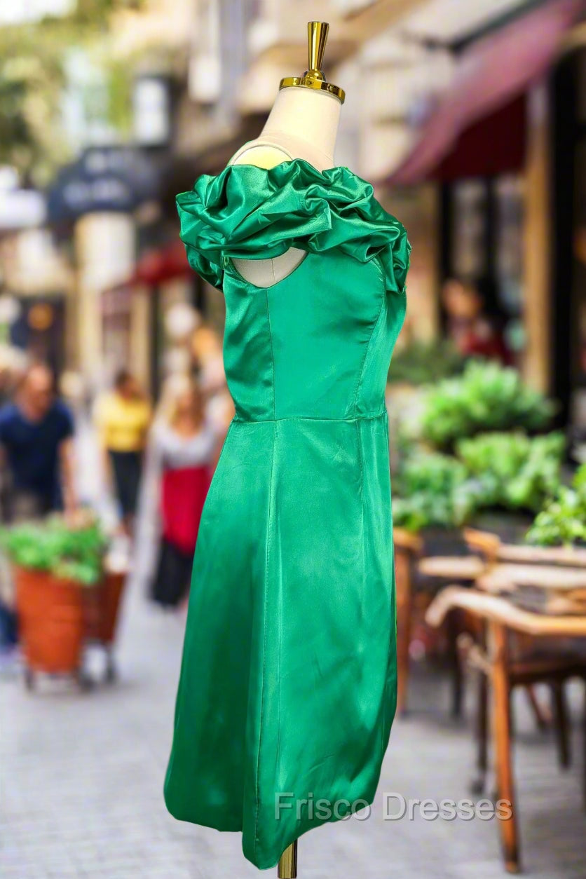 Emerald Green Sheath/Column Off-the-Shoulder Sleeveless Satin Short/Mini Homecoming Dress With Ruffles Secondary image