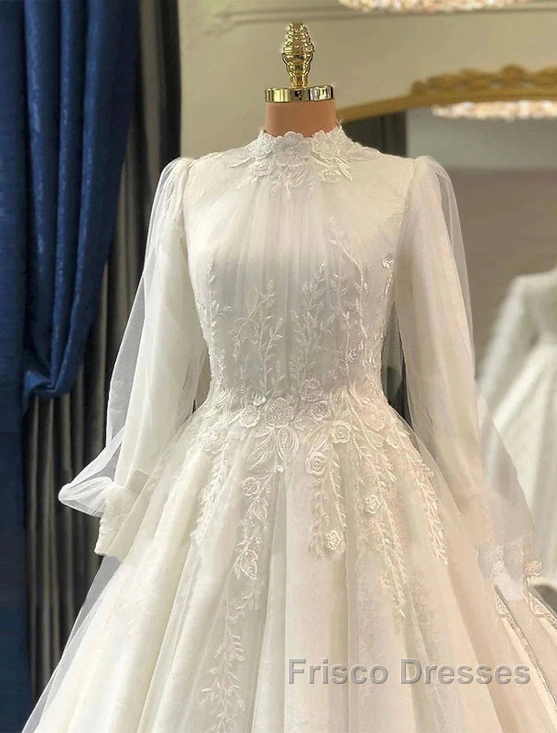 Engagement Vintage 1940S / 1950S Formal Wedding Dress Ball Gown High Neck Long Sleeve Court Train Lace Bridal Gowns With Pleats Appliques Secondary image