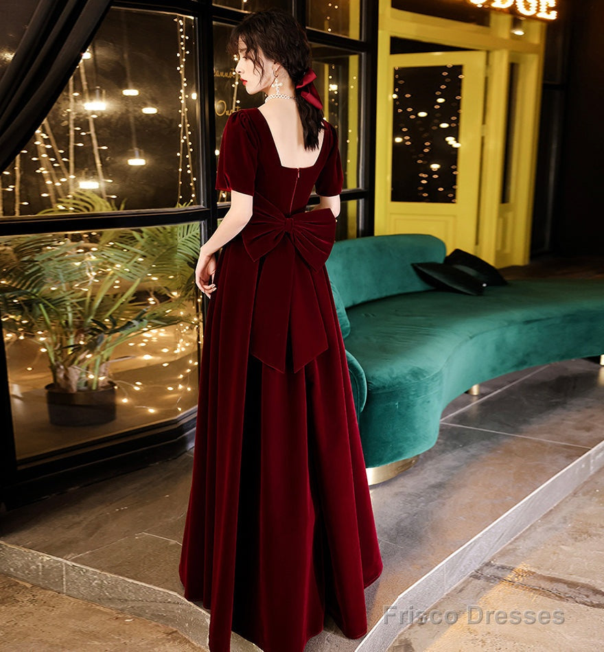Cute velvet short prom dress with bow party dress Secondary image