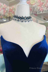 Fitted Mermaid Royal Blue Velvet Prom Dress With Bow
