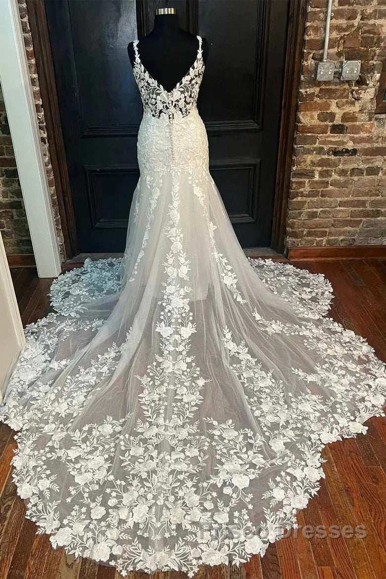 Floral Lace V-Neck Trumpet Long Wedding Dress Secondary image