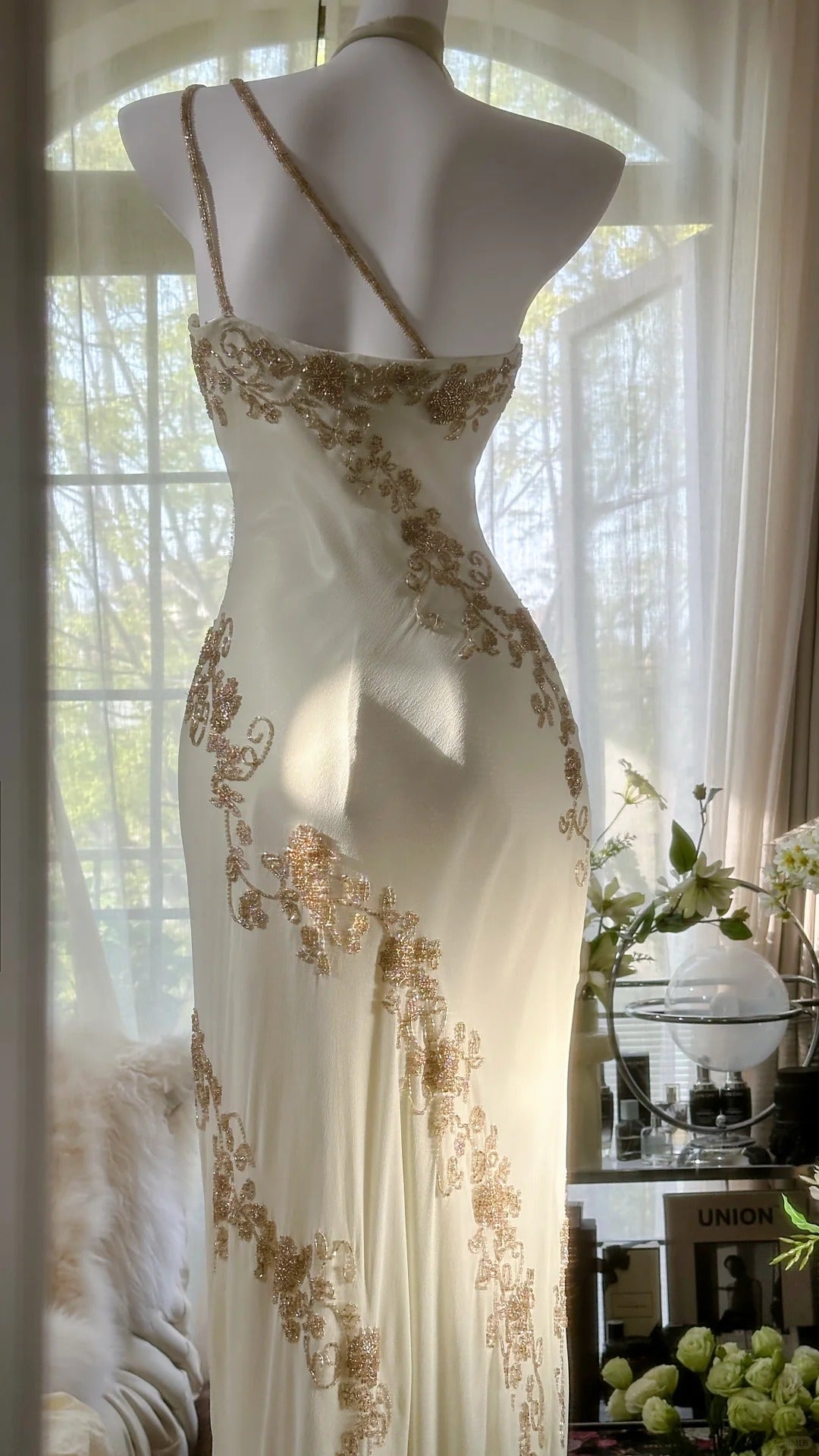 Flowy One Shoulder Chiffon Beaded Elegant Prom Dress