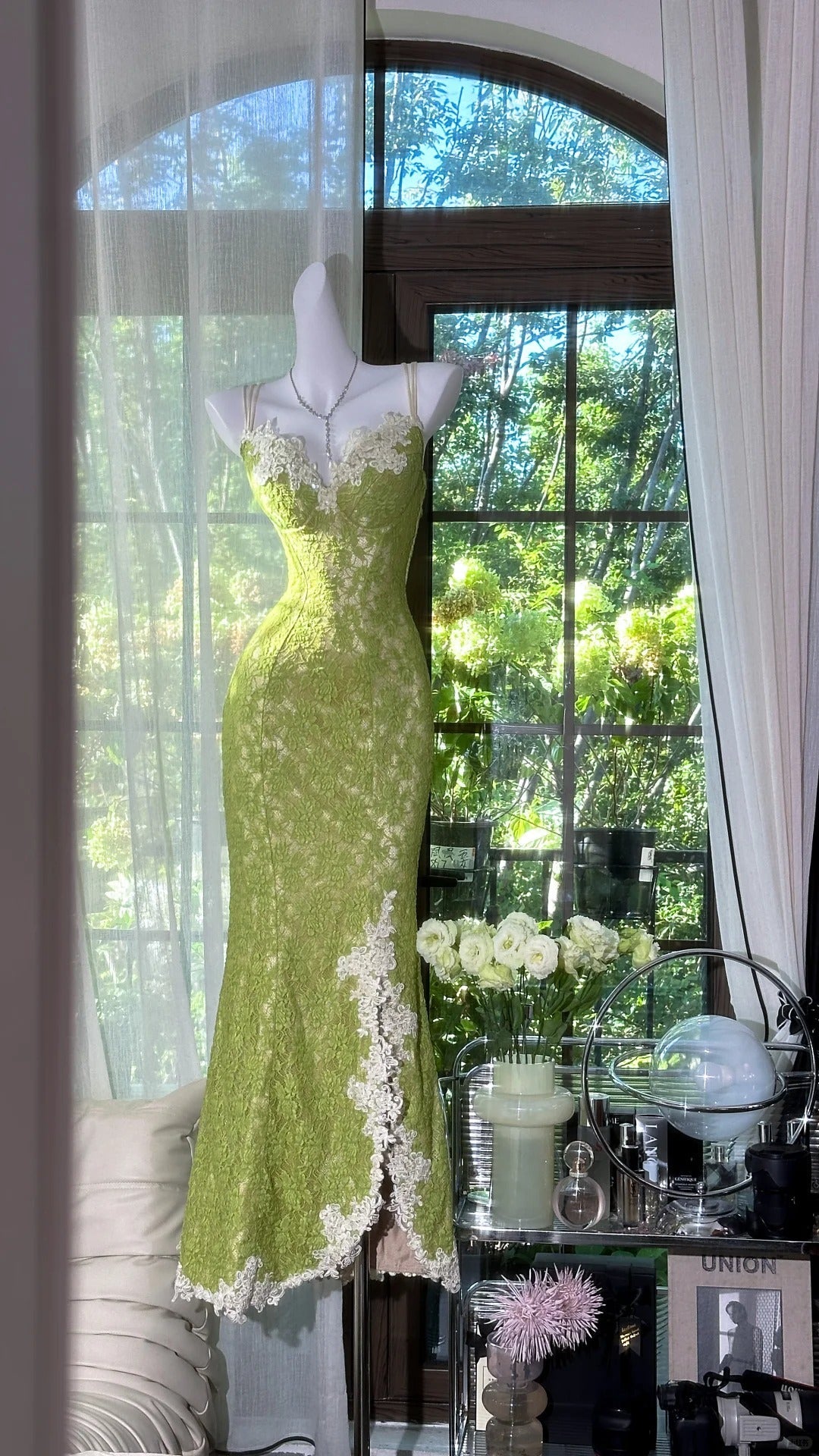 Fresh Green Mermaid Strapless Backless Criss-Cross Lace Long Prom Dress Evening Dress