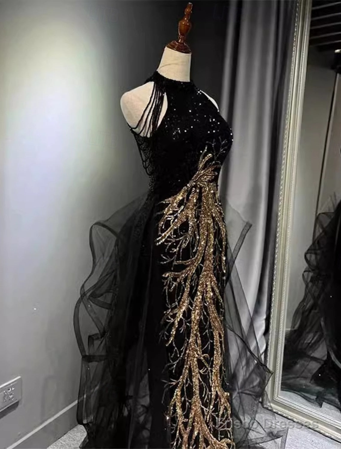 Black Gold Embroidered A-Line Prom Dresses Glittering Dress Formal Floor Length Sleeveless High Neck Sequined with Glitter Tassel