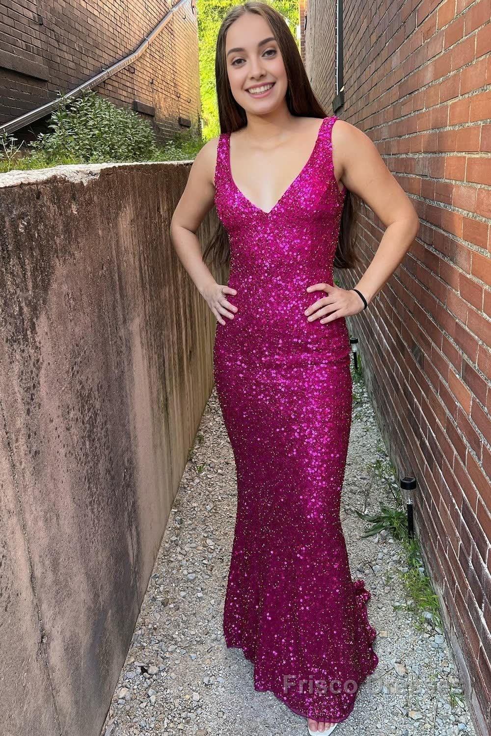 Fuchsia Sequins Backless Sheath Prom Dress Main image