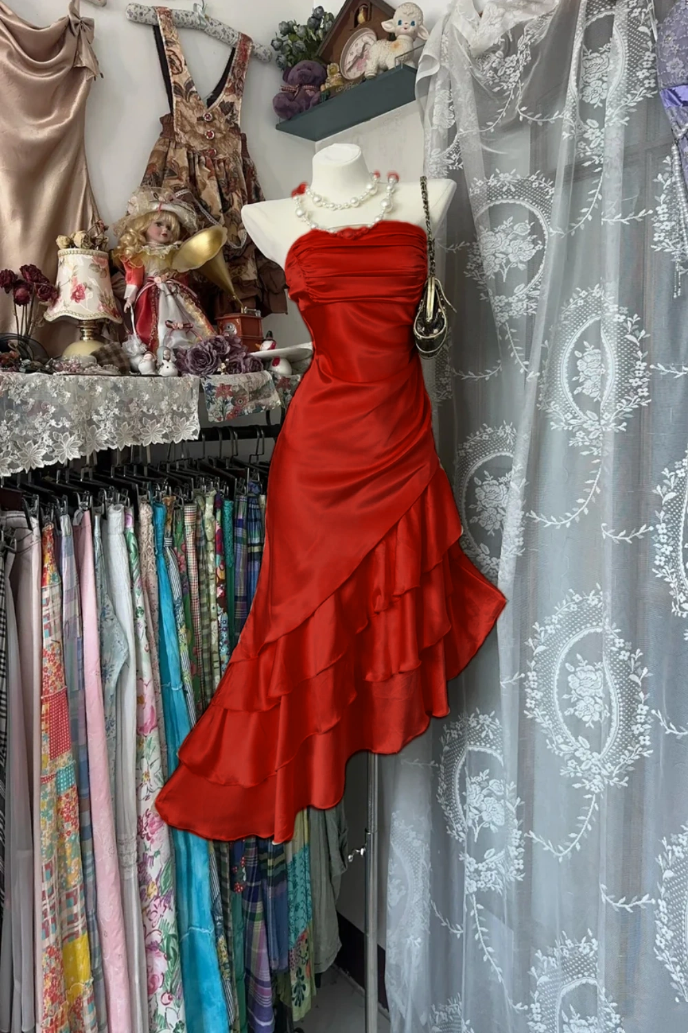 Girlhomeshops-Champagne Short Ruffle Satin Homecoming Dress Birthday Dress Secondary image