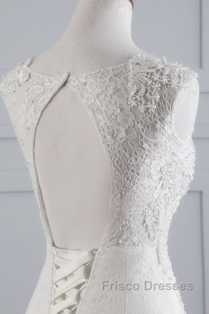 Glamorous Long Mermaid Tulle Appliques Lace Wedding Dress