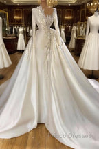 Glamorous Long Sleeves Pearls Wedding Dress Mermaid With Detachable Train