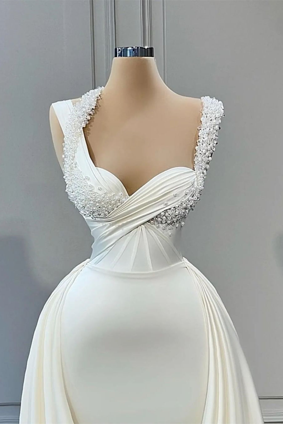 Glorious A-Line Sleeveless Sweetheart Beading Bridal Dress Secondary image