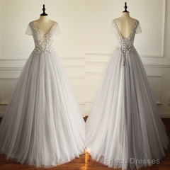 Gorgeous Beading Appliques Unique Gray Tulle A-Line Short Sleeve Lace Up Back Wedding Dress