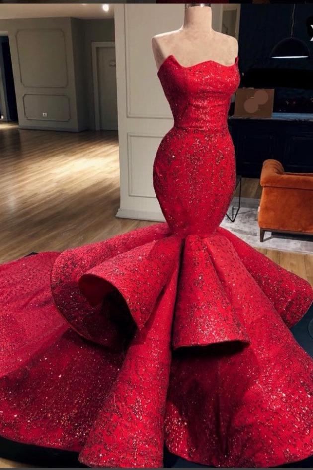 Gorgeous Mermaid Strapless Beadings Prom Party Gowns With Court Train