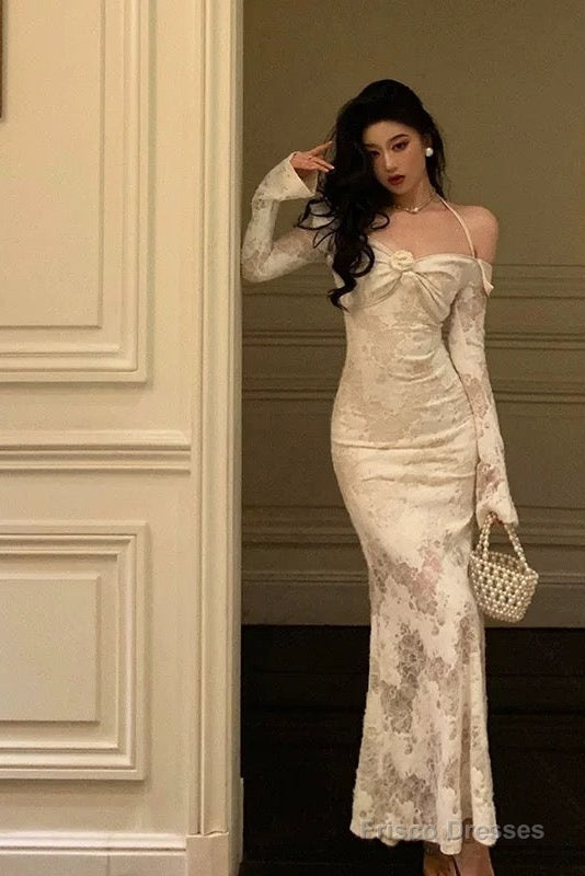 Gorgeous Mermaid V Neckline Long Sleeves Date Night Dress White Lace Prom Dresses Birthday Outfits
