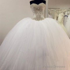 Gorgeous Pearl And Crystal Beaded Organza Ball Gowns Wedding Dresses