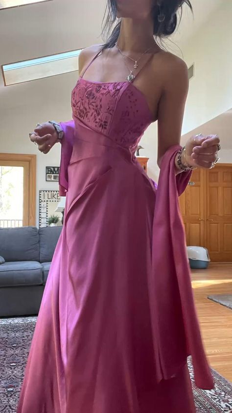 Gorgeous Pink A Line Beaded Prom Dress Long Evening Gown Main image
