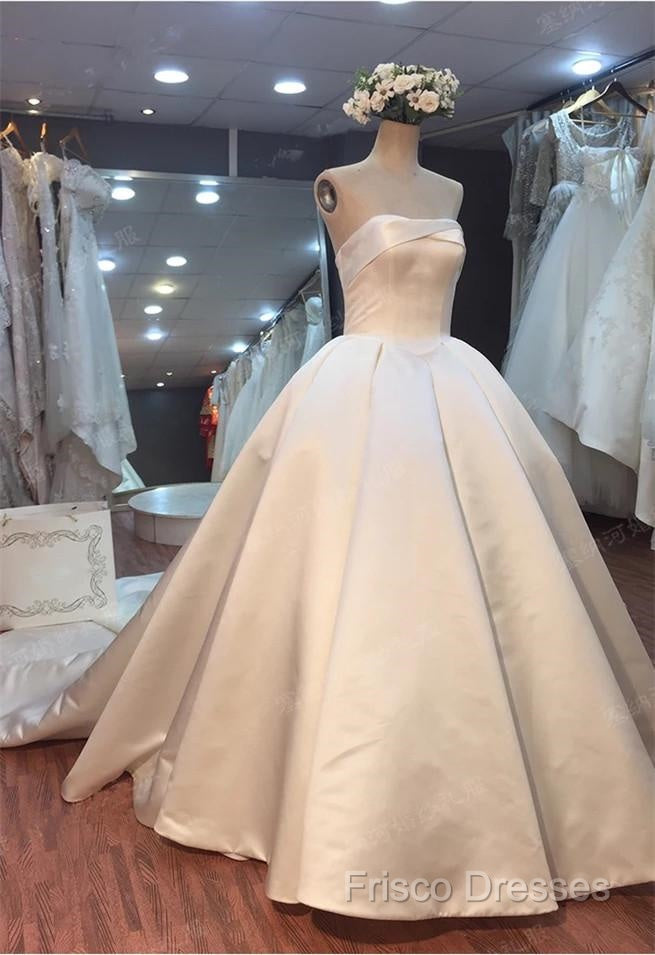 Gorgeous Satin Ball Gowns Strapless Wedding Dress For Bride Secondary image