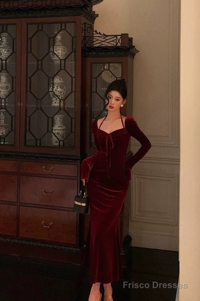 Gorgeous Sheath Halter Long Sleeves Burgundy Velvet Date Night Dress Prom Dresses Birthday Outfit Main image