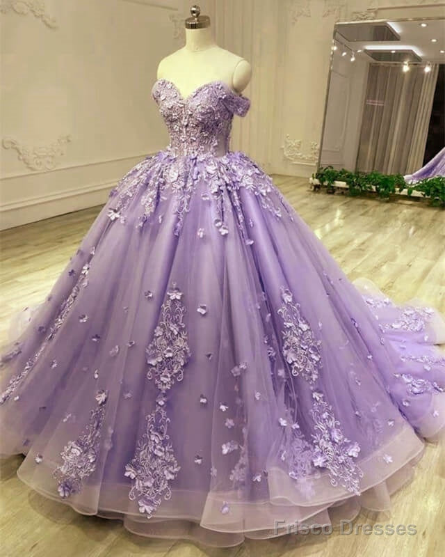 Gorgeous Tulle Purple Quinceanera Dress 3D Lace Appliques Ball Gown Dress Main image