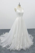 Graceful Long A-line Appliques Tulle Backless Wedding Dress