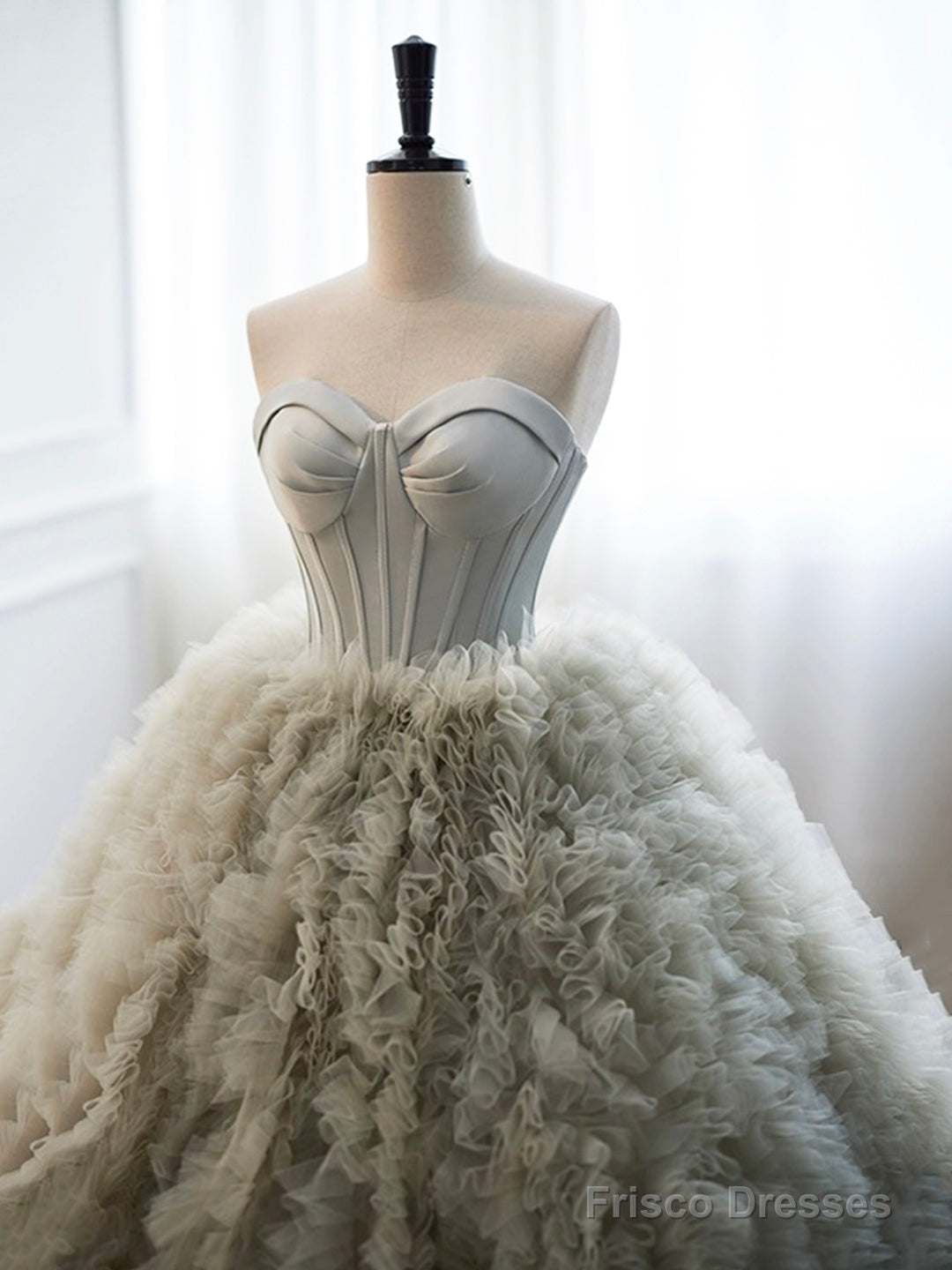 Gray Strapless Tulle Long Prom Dress, Beautiful A-Line Sweetheart Neck Formal Evening Dress Secondary image