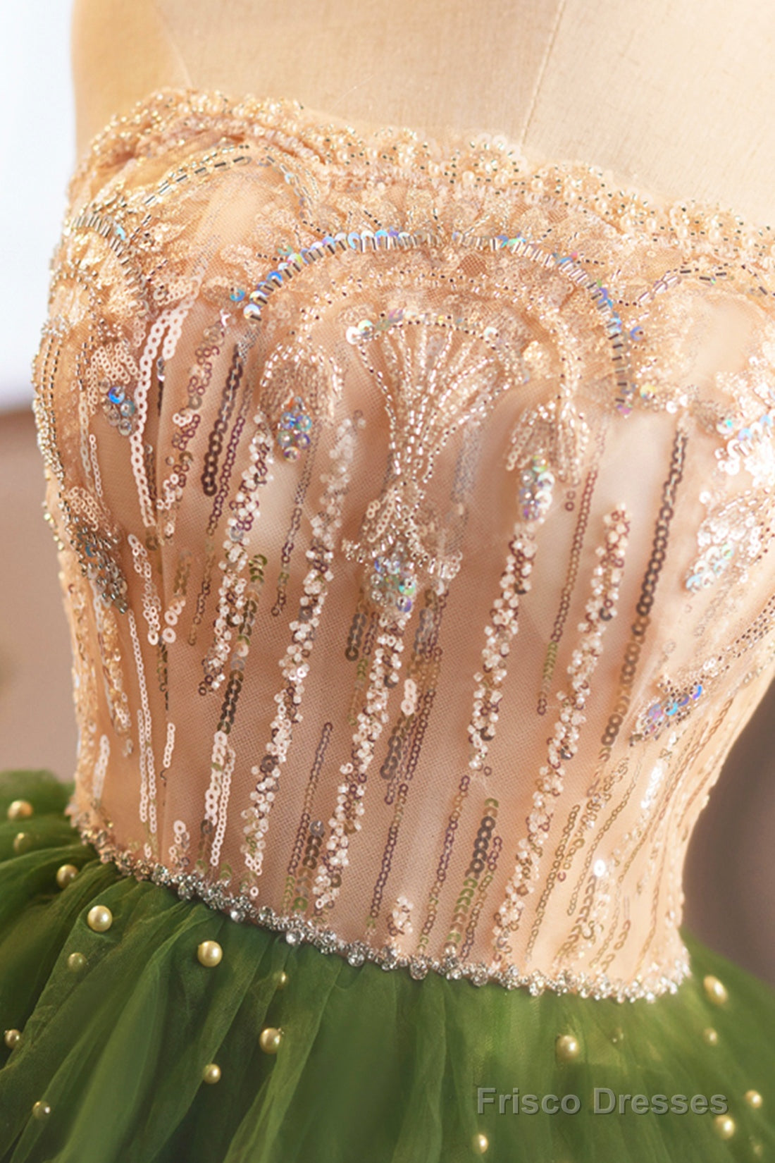Green A-Line Tulle Sequins Knee Length Party Dress, Lovely Strapless Prom Evening Dress
