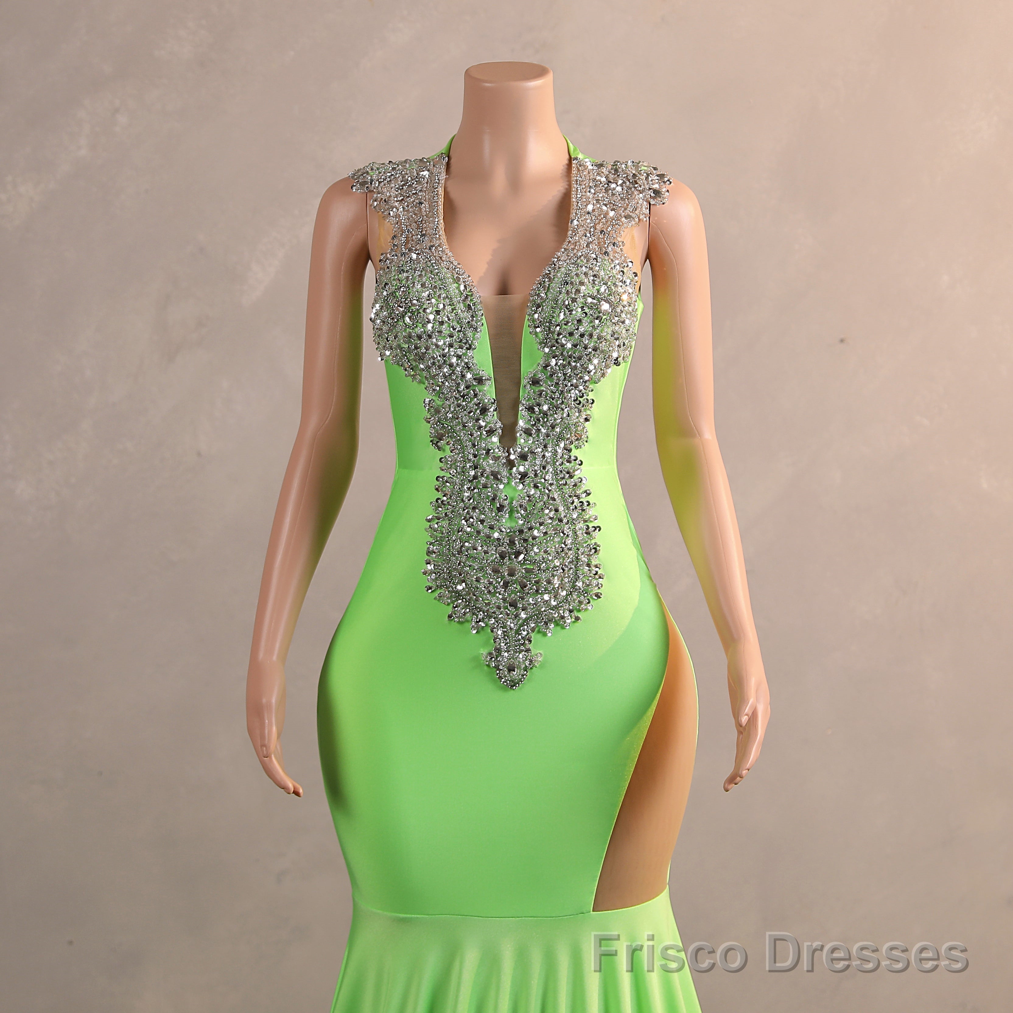 Green Mermaid V-NECK Prom Dresses Sequined Open Back Sleeveless Lace Crystal Formal Evening Party Gowns