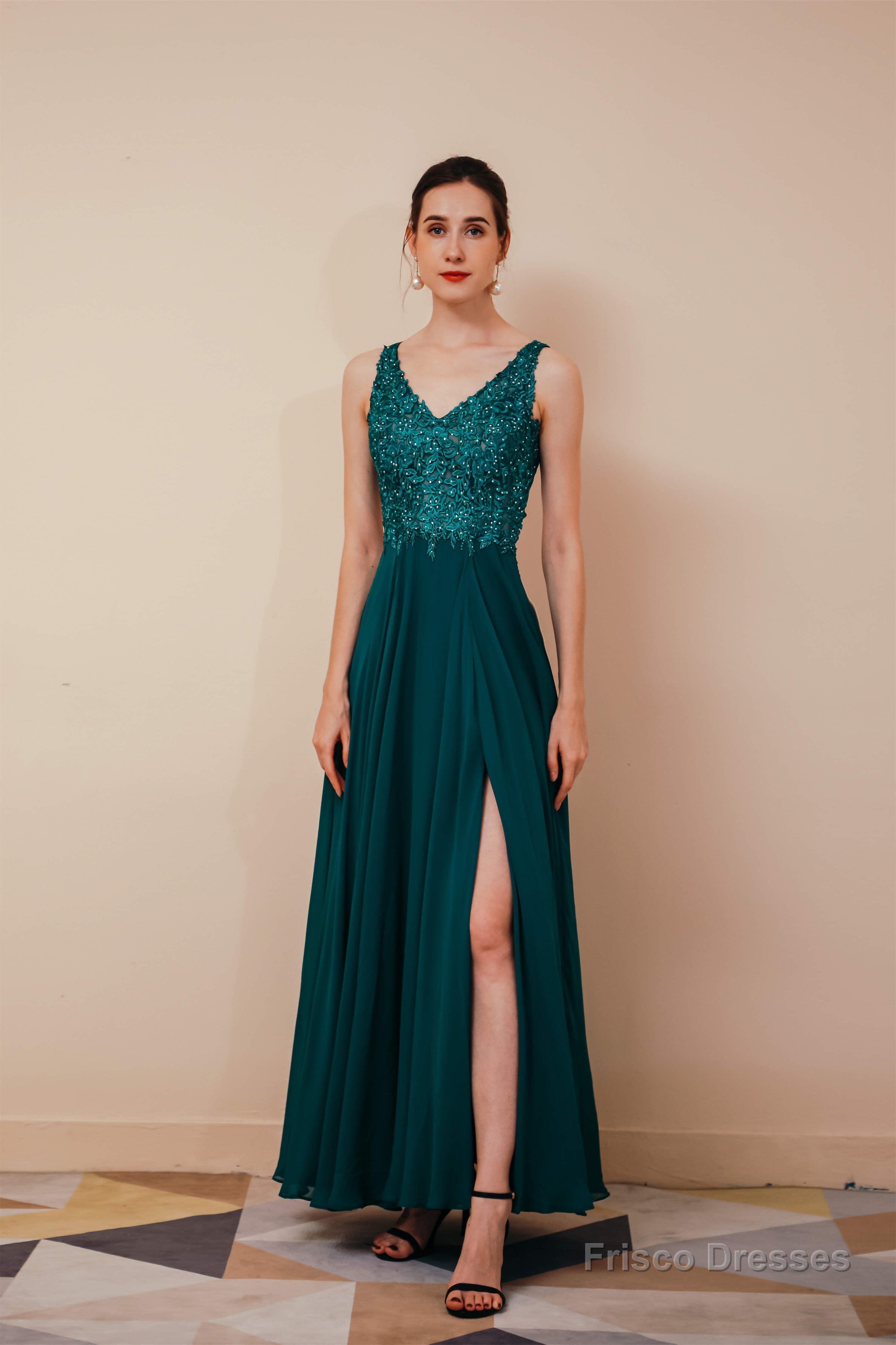 V-Neck Chiffon Appliques A Line Long Prom Dresses Main image
