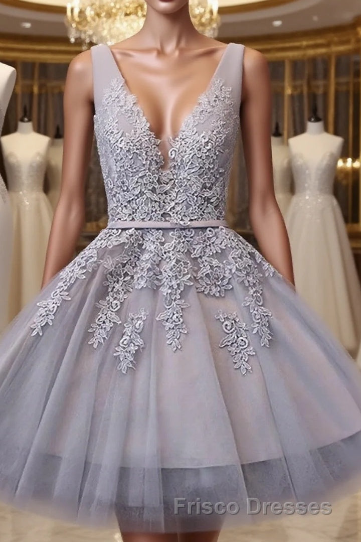 Grey Lace-up Tulle Short Homecoming Dress with Lace Appliques Main image