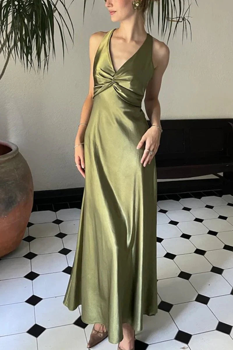 Halter V-Neck Prom Dresses Pleated Satin Sleeveless Long Prom Party Dress
