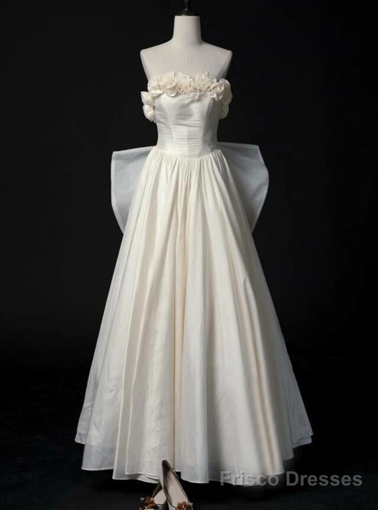 Ivory Satin Strapless Pleats Flower Wedding Dress Main image