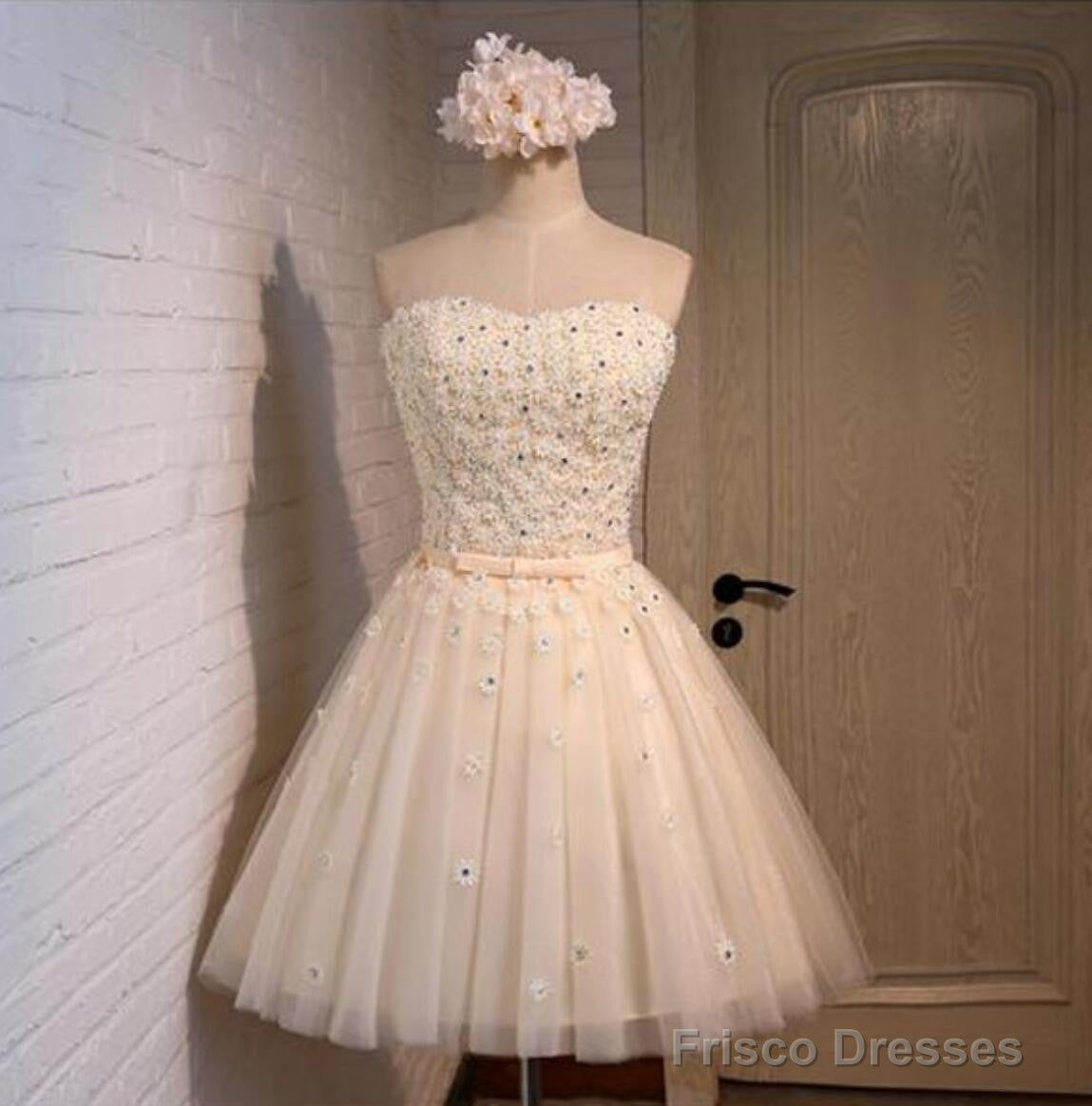 Junior Lovely Sweetheart Strapless Lace Beaded Appliques Ball Gown Homecoming  Dresses