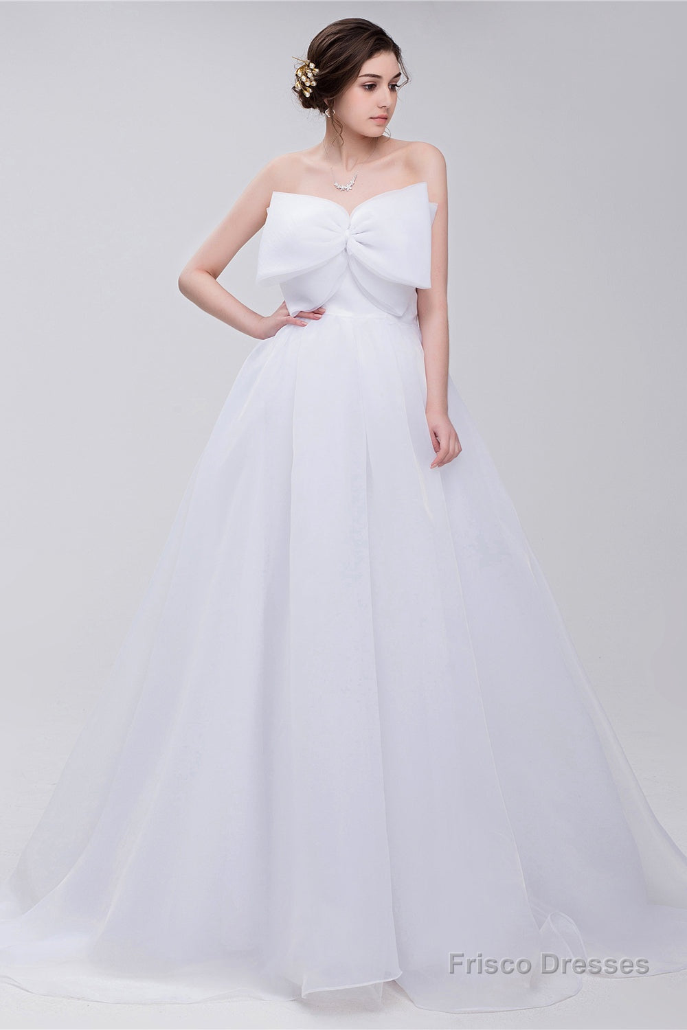 Lace Sheer Waist Long Pleated A-line Train Wedding Dresses with Half Sleeves Secondary image