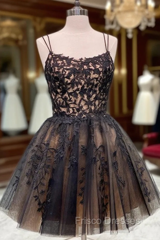 Lace Tulle Short/Mini A-line Bateau Homecoming Dress With Beading Main image