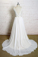Latest Long A-line V-neck Lace Chiffon Wedding Dress