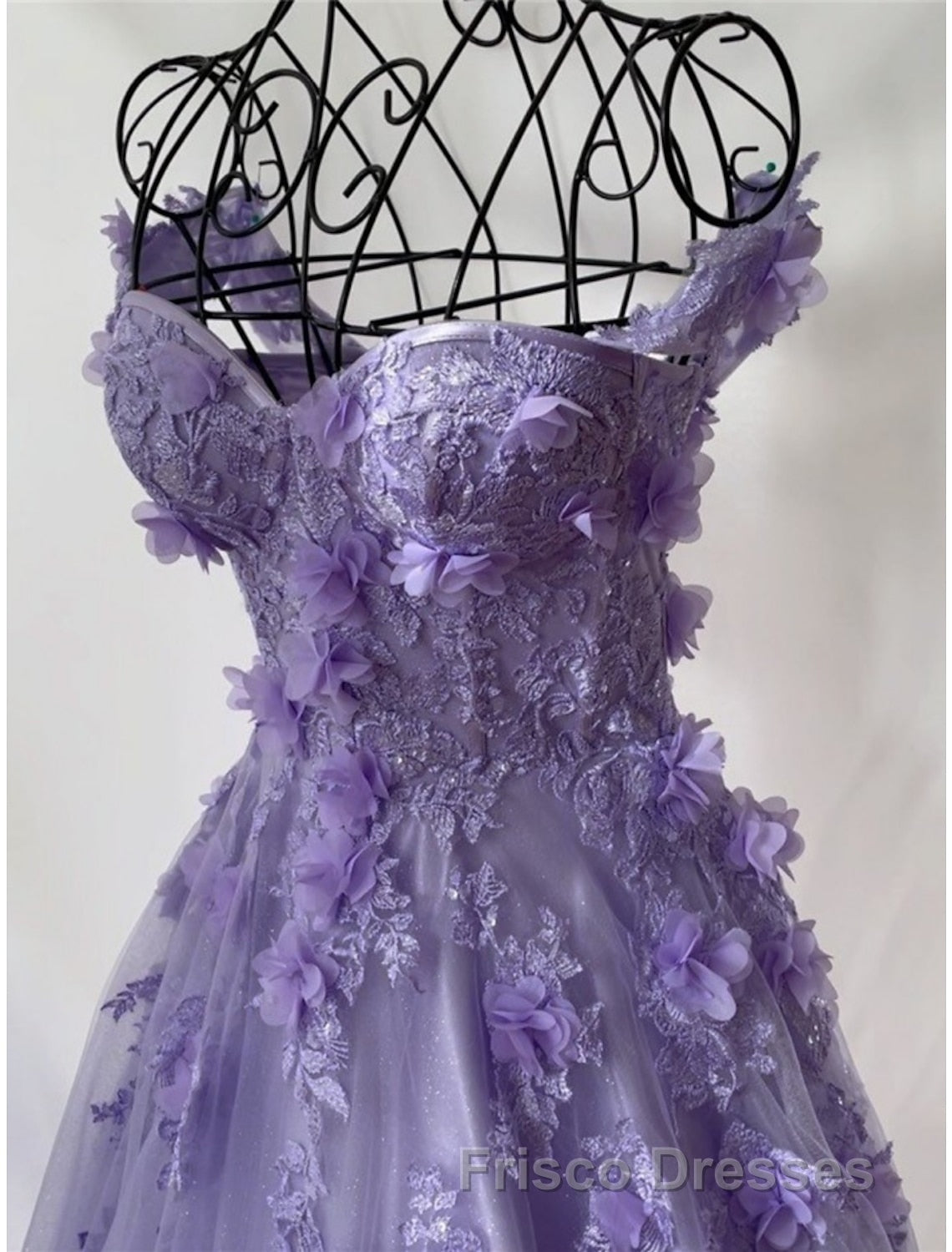 A-Line Formal Prom Dress Elegant Dress Formal Prom Sweep / Brush Train Sleeveless Sweetheart Tulle with Pleats Sequin Appliques