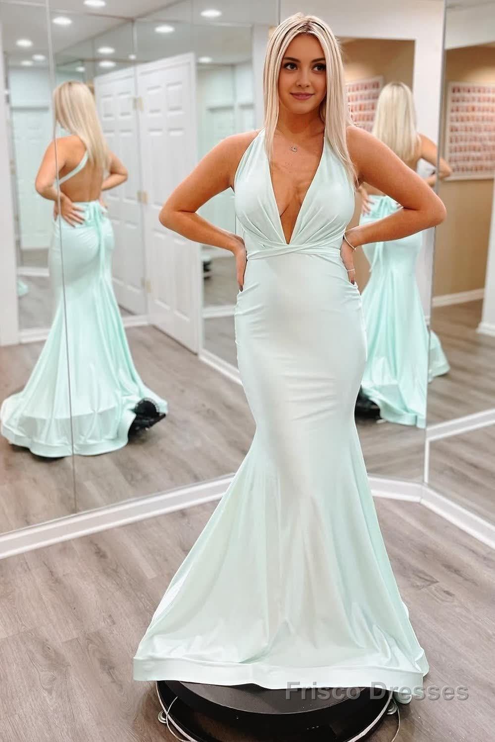 Light Green V-Neck Satin Mermaid Prom Dress Main image