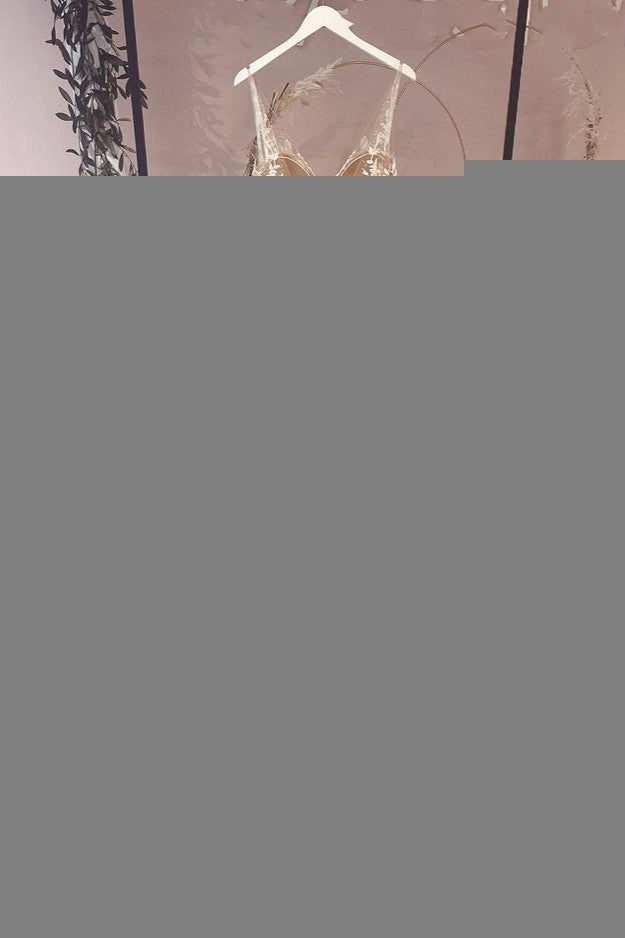 Long A-Line Appliques Lace Spaghetti Straps Sweetheart Tulle Wedding Dress Secondary image