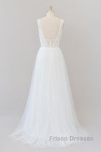 Long A-line Open Back V-neck Lace Tulle Wedding Dress