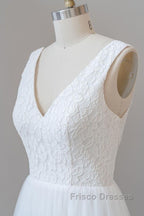 Long A-line Open Back V-neck Lace Tulle Wedding Dress