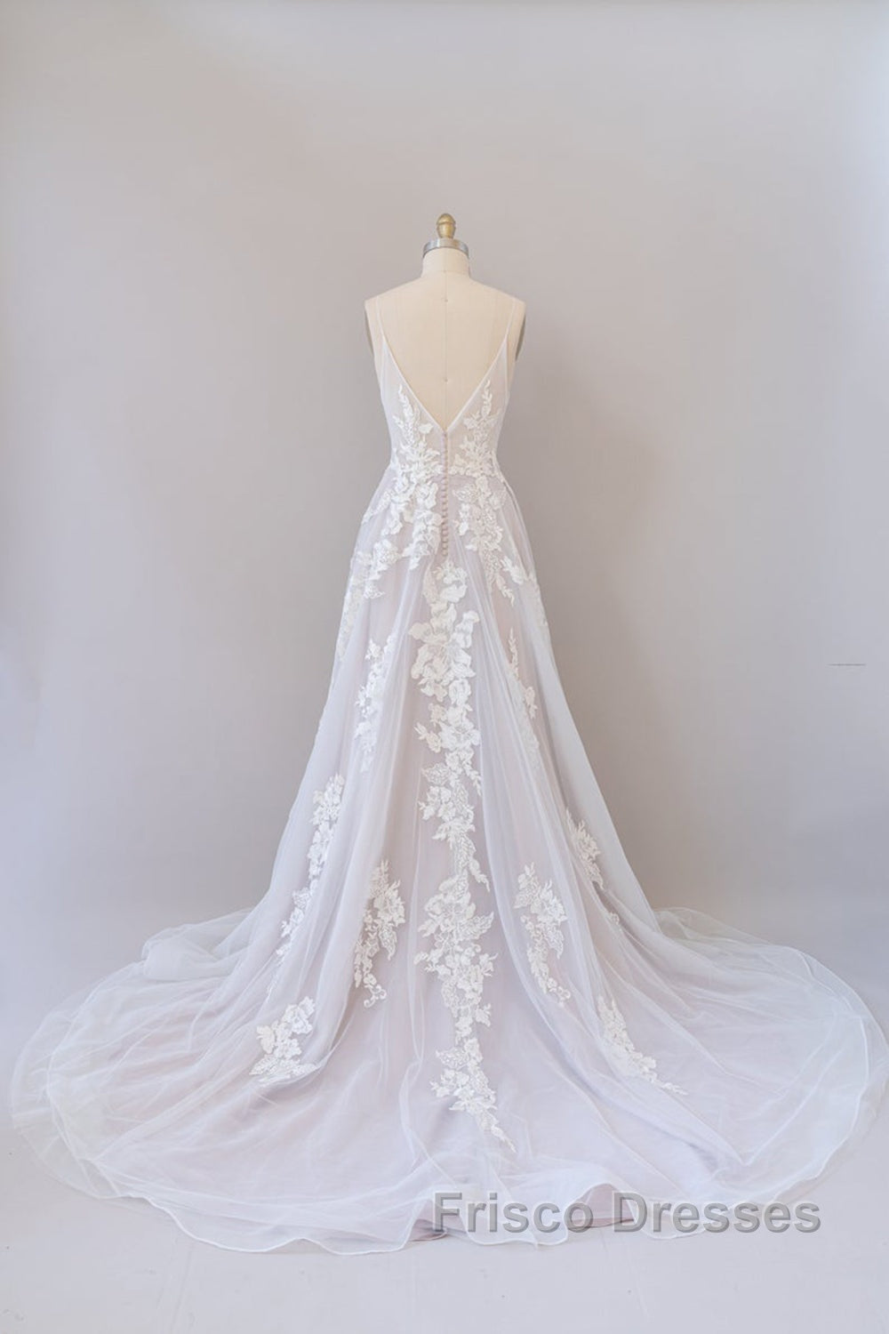 Long A-line Spaghetti Strap Lace Appliques Tulle Backless Wedding Dress