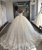 Long Ball Gowns Off-the-shoulder Lace Tulle Wedding Dress