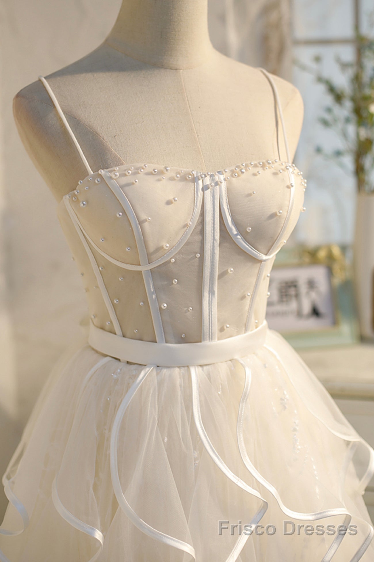 Lovely Spaghetti Strap Tulle Short Prom Dress, A-Line Homecoming Dress Secondary image