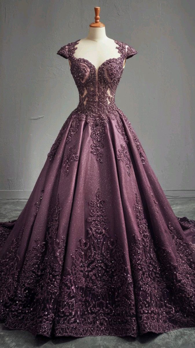 Luxurious And Exquisite Long  Ball Gown
