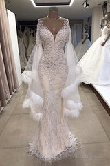 Luxurious Mermaid V-Neck Long Sleevess Crystal Floor Length Prom Dresses With Tassels