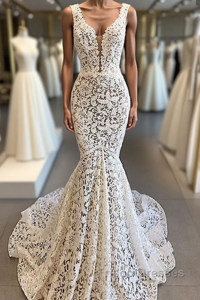 Luxurious Plunging V neck Mermaid Lace Wedding Dress Romantic Bridal Gowns for Garden Wedding