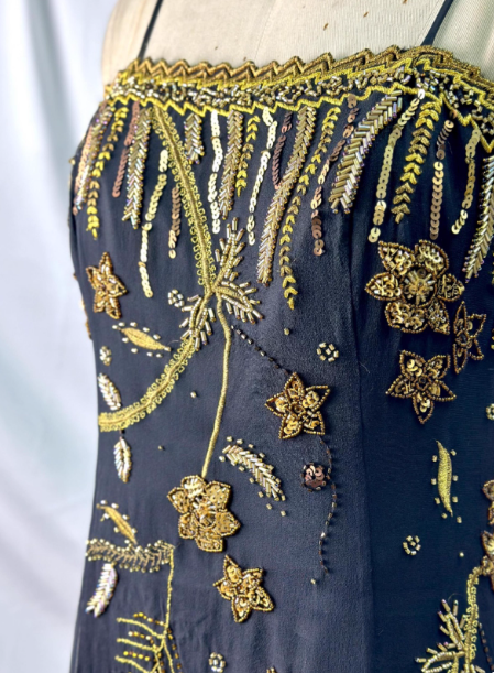 Luxurious Vintage Black Thin Strap Gold Beaded Embroidery Chiffon Long Prom Dress Evening Dress