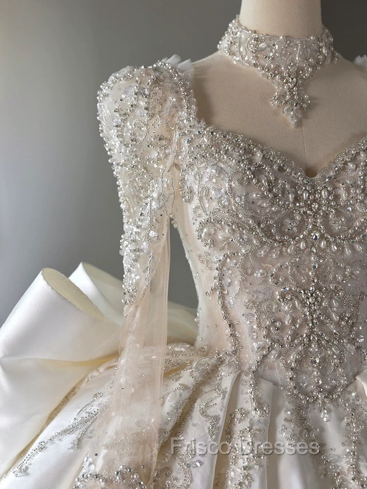 Luxury Ball Gown Sweetheart Neckline Long Sleeves Sequin White Wedding Dress Brides Dress