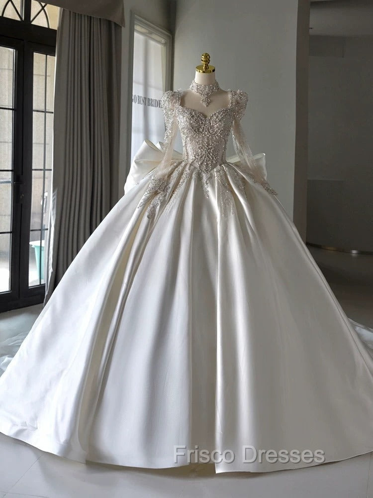 Luxury Ball Gown Sweetheart Neckline Long Sleeves Sequin White Wedding Dress Brides Dress