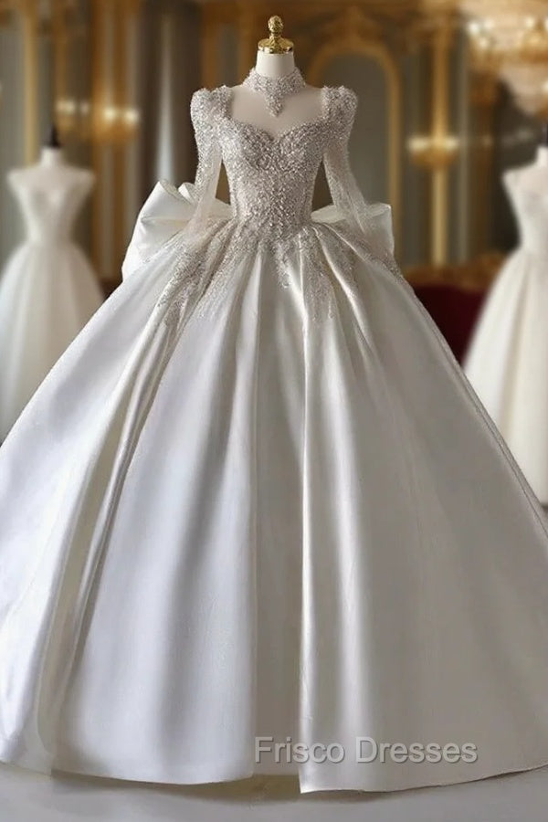 Luxury Ball Gown Sweetheart Neckline Long Sleeves Sequin White Wedding Dress Brides Dress Main image