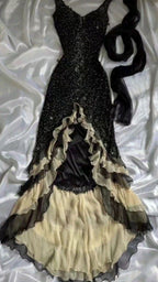 Luxury Beaded Mermaid Prom Dress, V-Neck Ruffle Party Dress